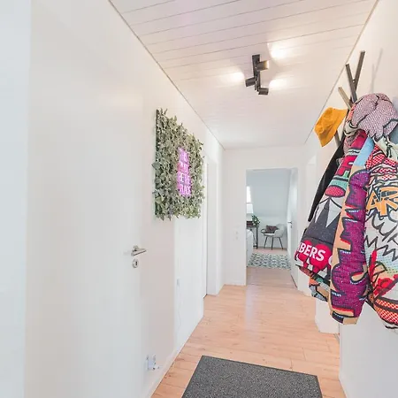 Uniquebnb - Netflix/wifi/nespresso - Flughafen/messe דירה