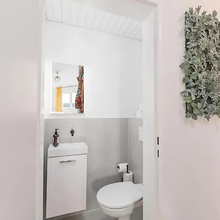 Uniquebnb - Netflix/wifi/nespresso - Flughafen/messe *