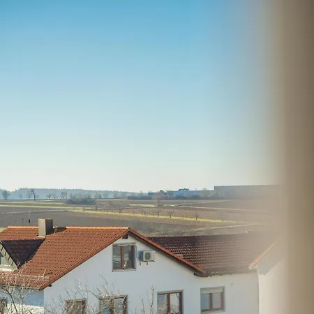 Uniquebnb - Netflix/wifi/nespresso - Flughafen/messe *